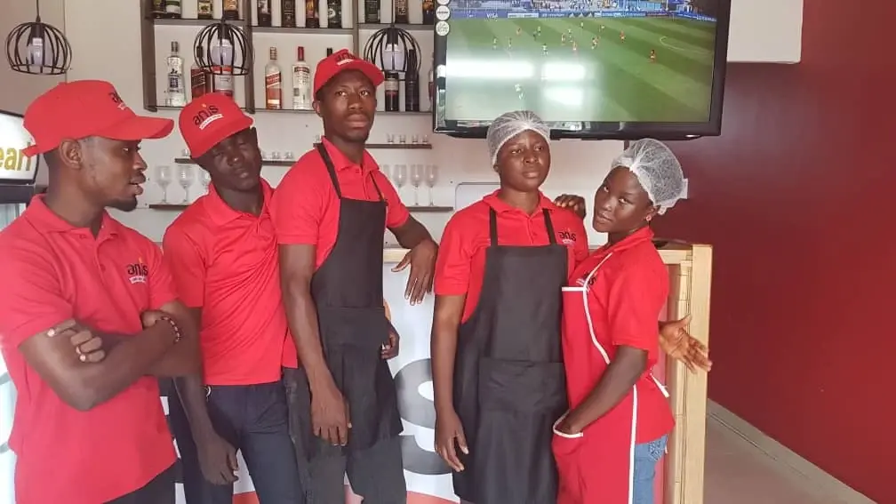 Anis staff
